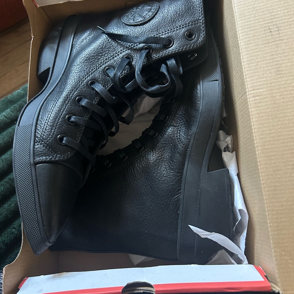 Converse pointed Hi 10.5